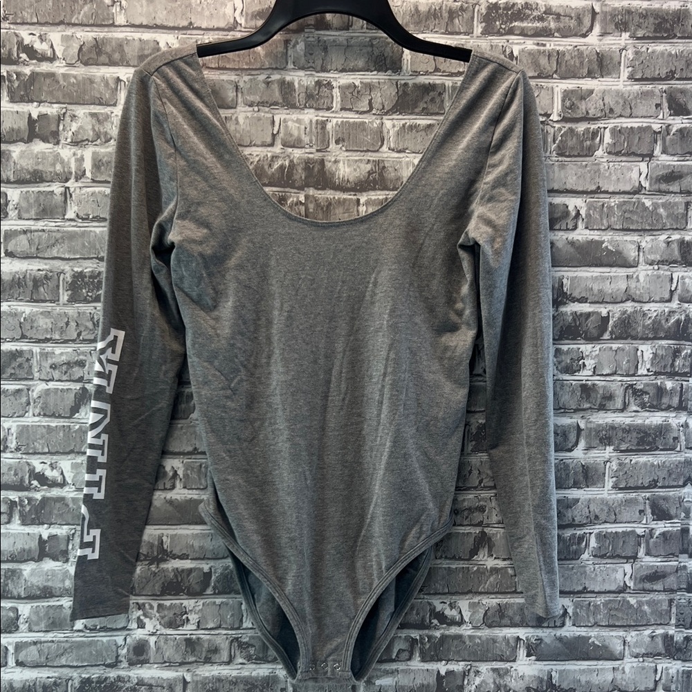 PINK Gray Long‎ Sleeve Bodysuit